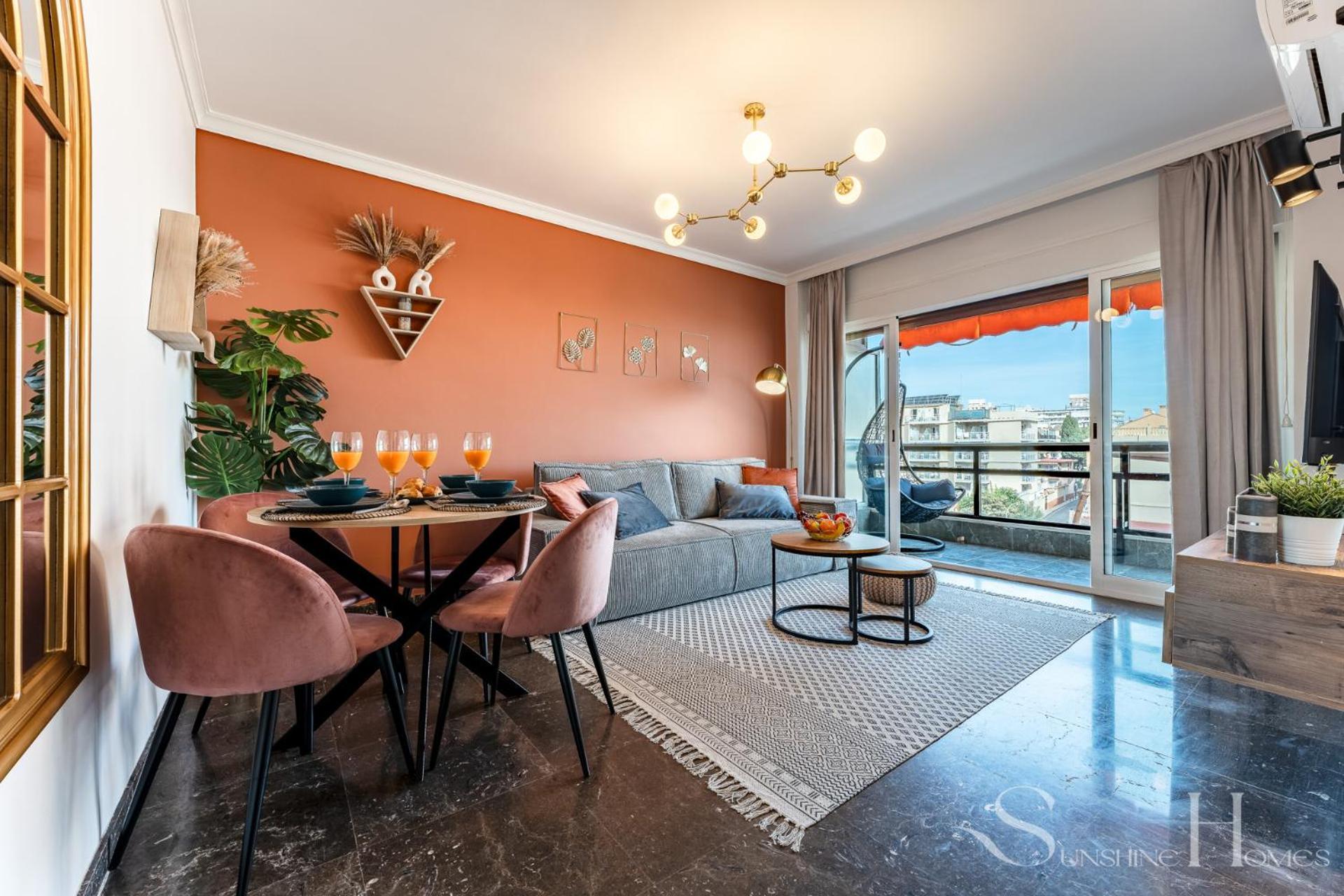 First Line , Cosy And Comfortable + Swimming Pool Torremolinos Bagian luar foto
